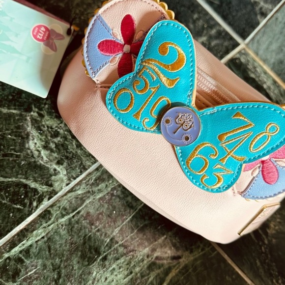 Disney it’s a Small World Loungefly Fanny Pack - Picture 3 of 6